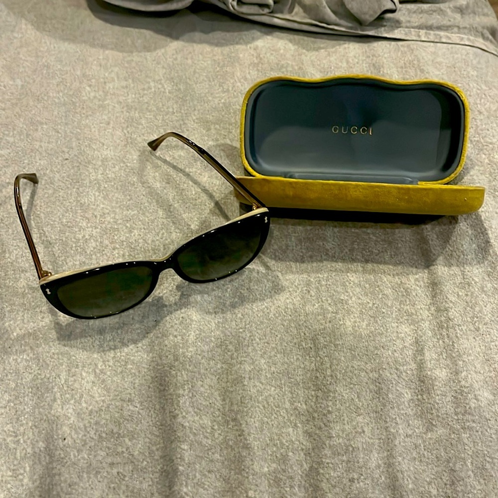 Gucci woman’s glasses TKM03B53JK